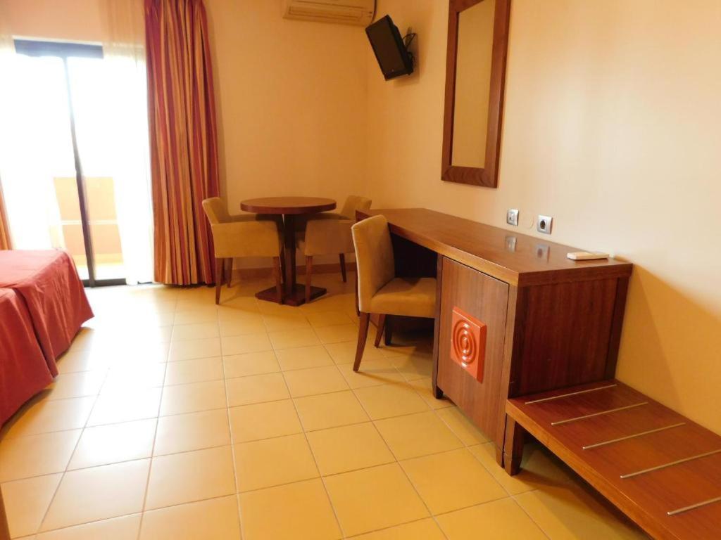 Hotel Praia Sol Картейра Экстерьер фото