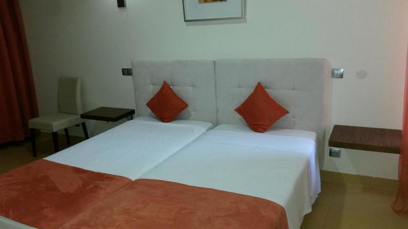 Hotel Praia Sol Картейра Экстерьер фото